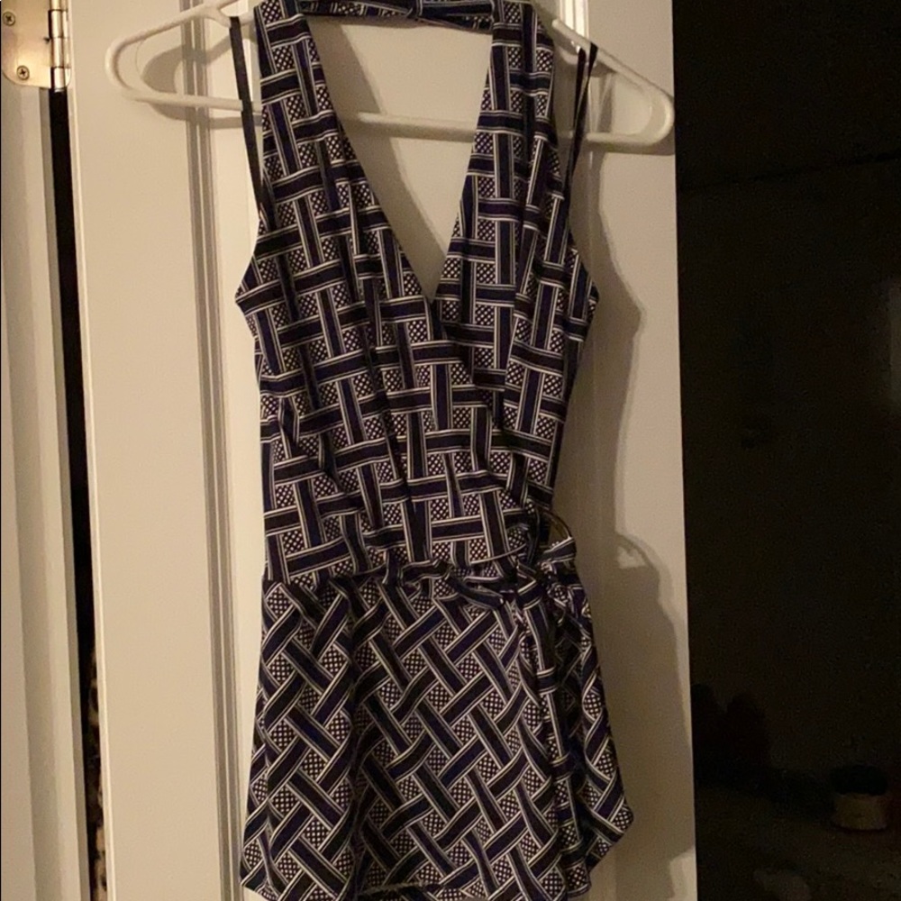 White House Black Market Navy sleeveless top